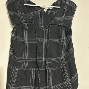 LOFT Plaid Sleeveless Blouse Womens SP Black  Split Neck Tie Seersucker Top